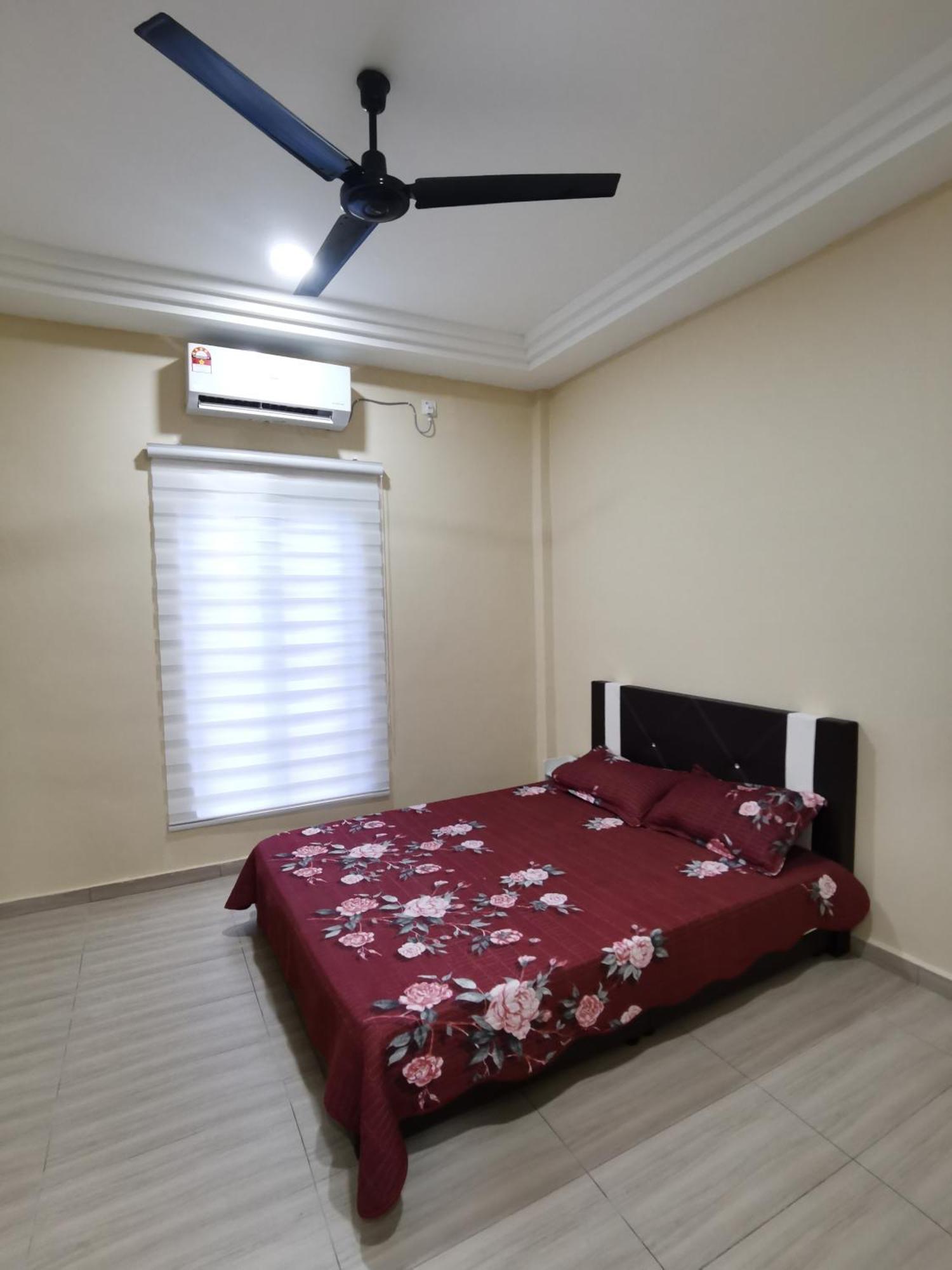 Villa Tok Wan Kuantan Exteriör bild